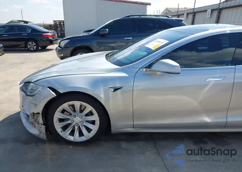 2017 Tesla Model S 60/75 from USA, damaged, VIN 5YJSA1E10HF220331
